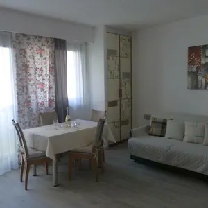 https://studio-mediterranee.fr-provencehotel.com