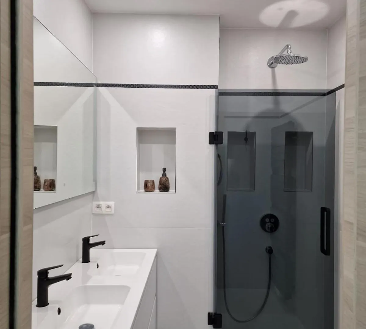 Luxury Renovated 3 Rooms Apartment Ostend Belgium