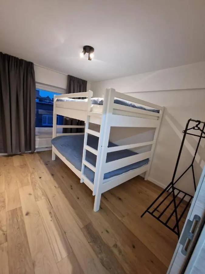 Luxury Renovated 3 Rooms Apartment Ostend