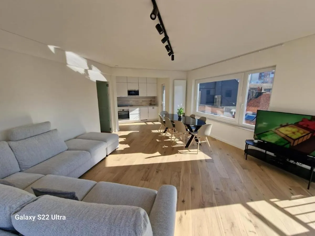 Luxury Renovated 3 Rooms Apartment Ostend